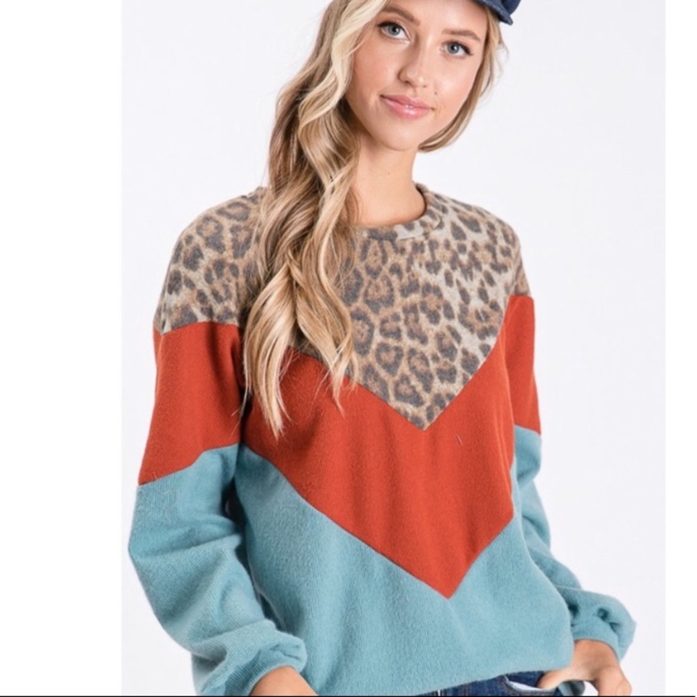 Chevron color block sweater - Picture 2 of 7